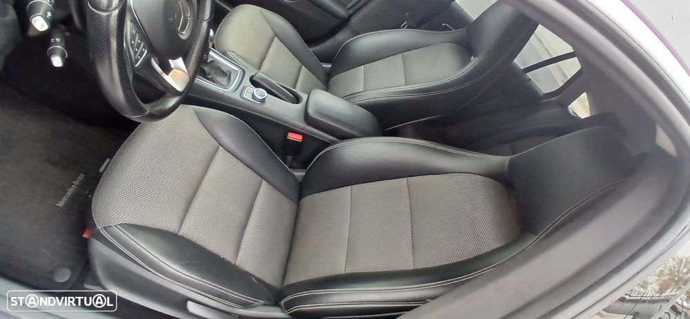 Mercedes-Benz CLA 180 - 11