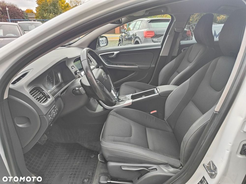 Volvo S60 - 11