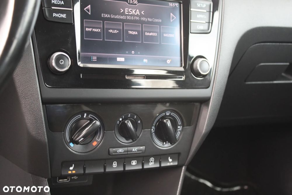 Skoda RAPID 1.0 TSI Style - 21