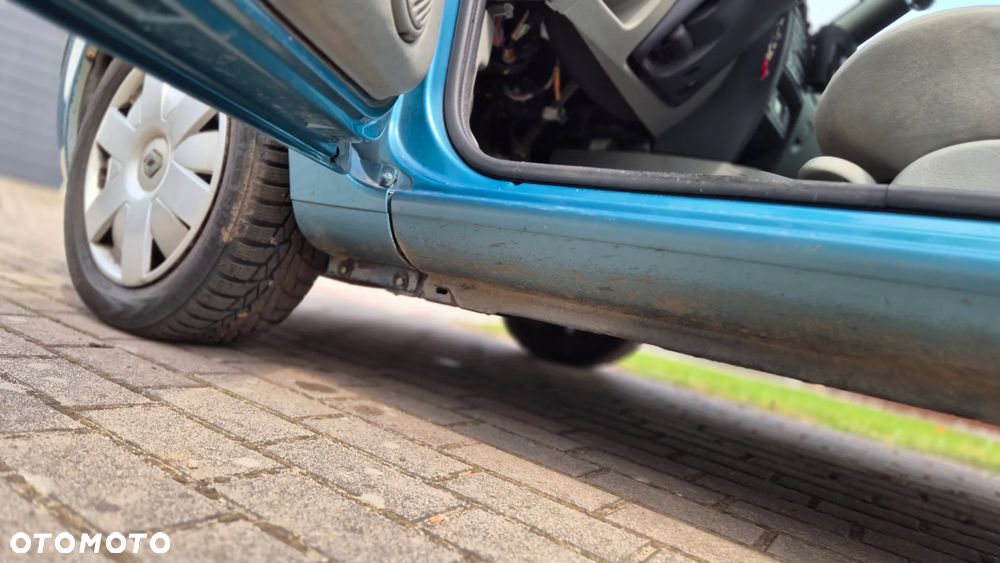 Renault Clio 1.4 16V Extreme - 10