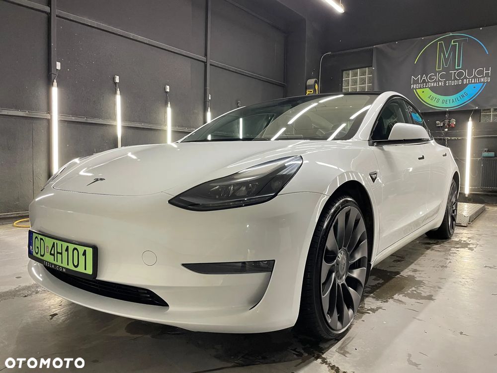 Tesla Model 3 Allradantrieb Dual Motor Performance - 11