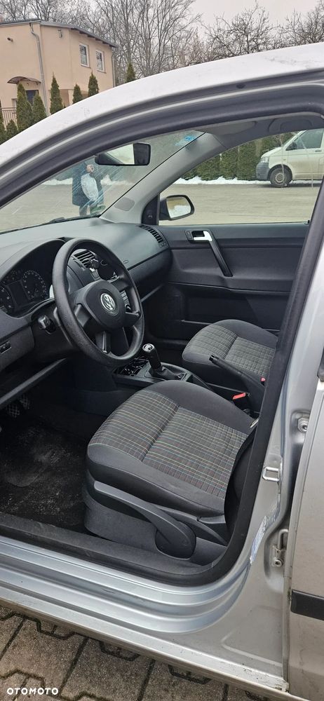 Volkswagen Polo 1.2 - 6