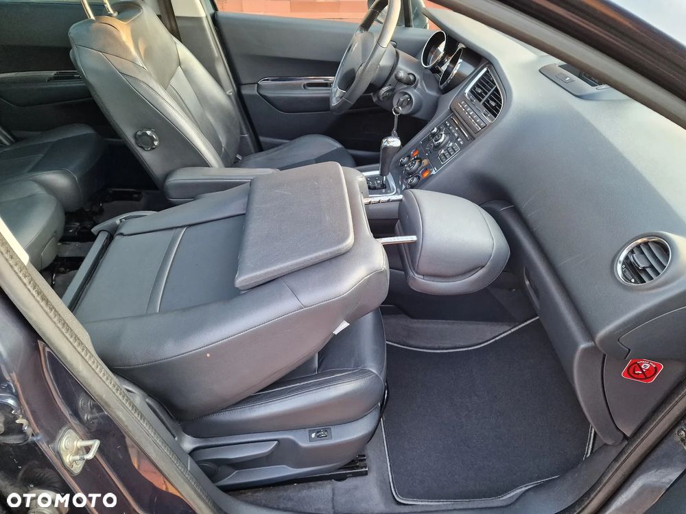 Peugeot 5008 HDI 160 Automatik Allure - 10