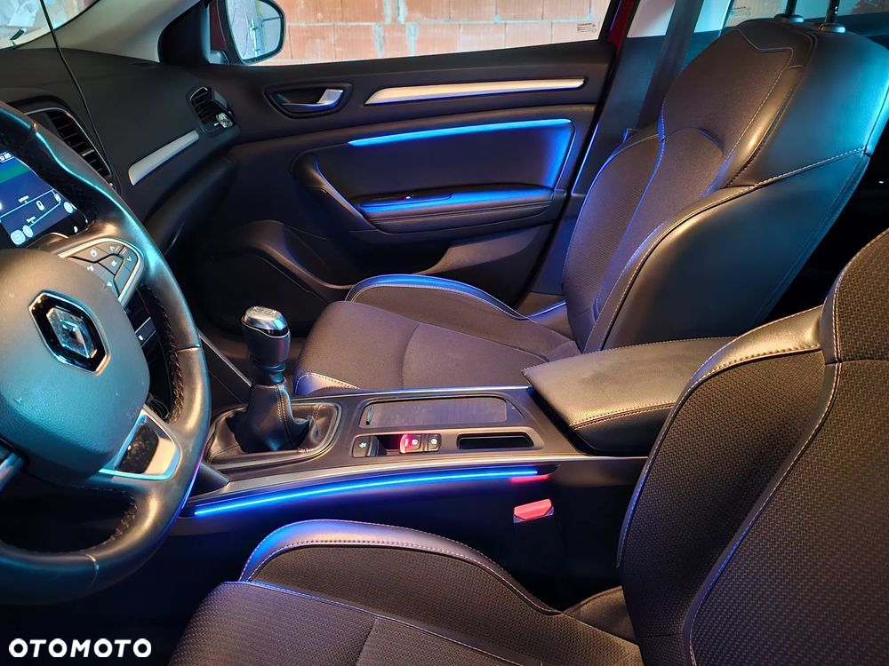 Renault Megane 1.3 TCe Intens - 13
