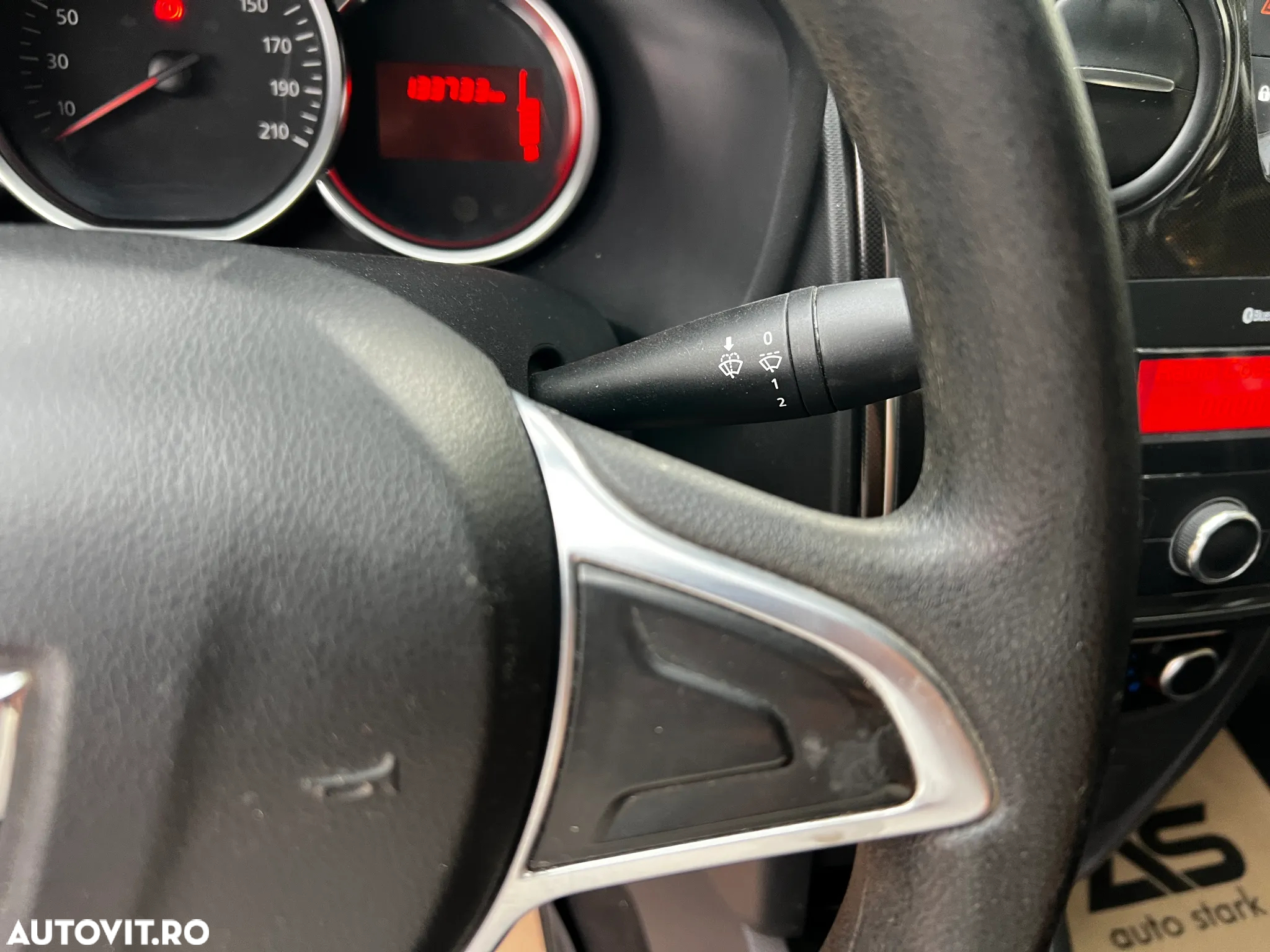 Dacia Logan 1.0 SCe Ambiance - 24