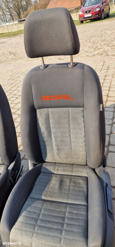 FOTEL PRAWY VW GOLF V GOAL 5D - 5