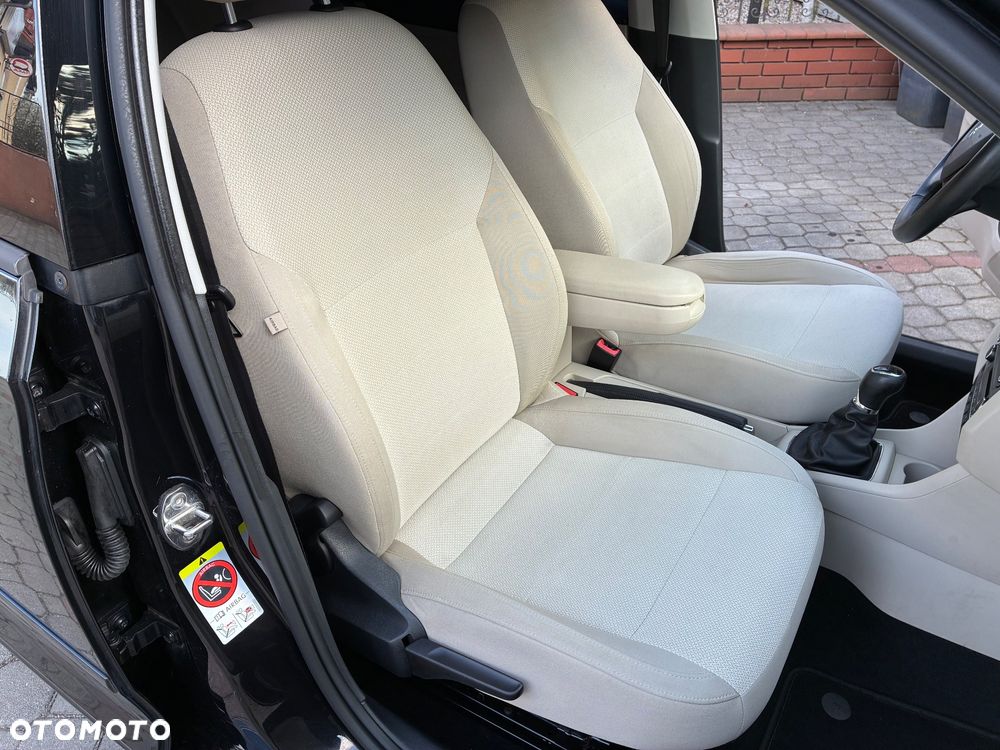 Skoda RAPID 1.2 TSI Elegance - 10