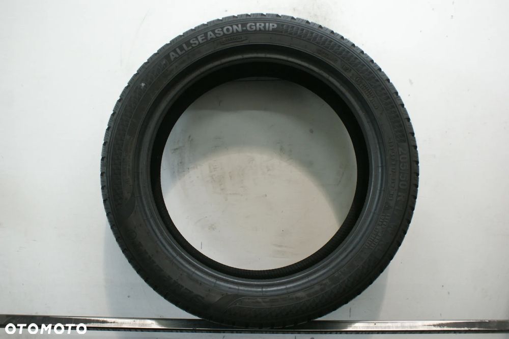 całoroczne 205/50R17 SEMPERIT ALLSEASON - GRIP , 8,2mm B1954 - 3