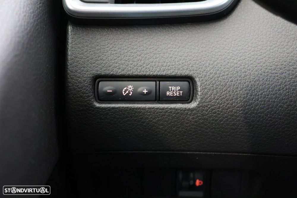 Nissan Qashqai 1.5 dCi N-Connecta - 17