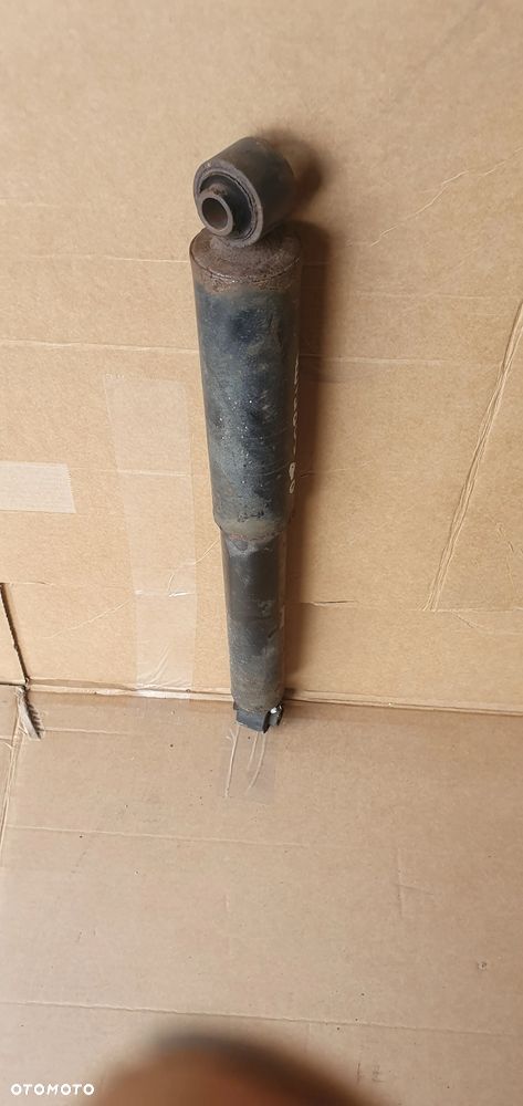 Amortyzator prawy tył tylny Kia Sorento I - 2