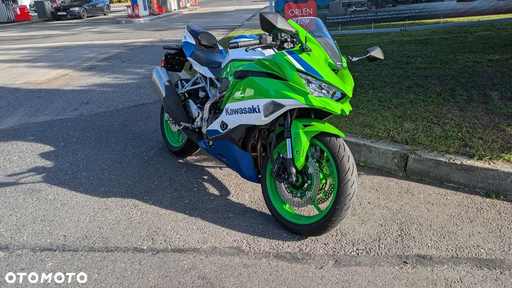 Kawasaki ZX - 2