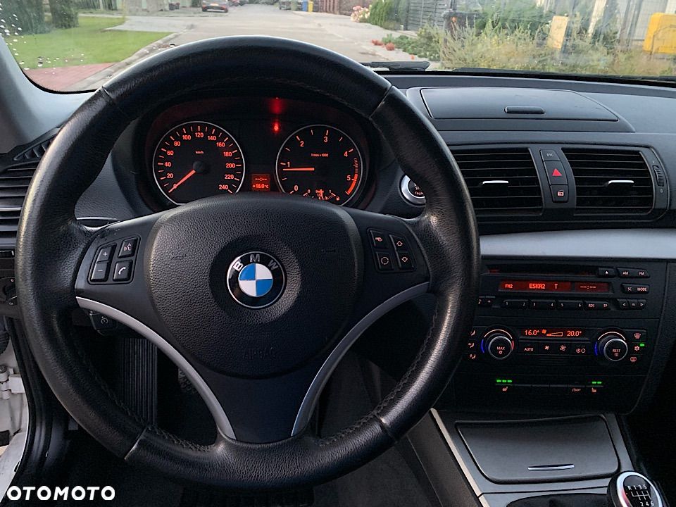 BMW Seria 1 - 29