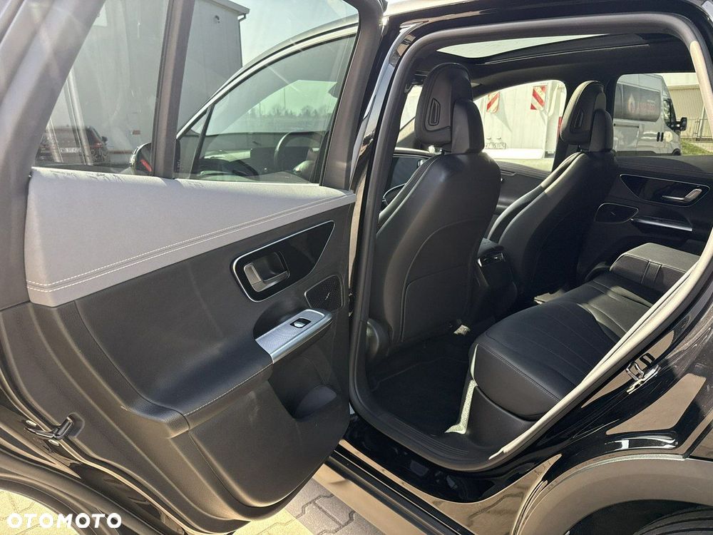 Mercedes-Benz EQE 350 89kWh 4-Matic AMG Line - 14