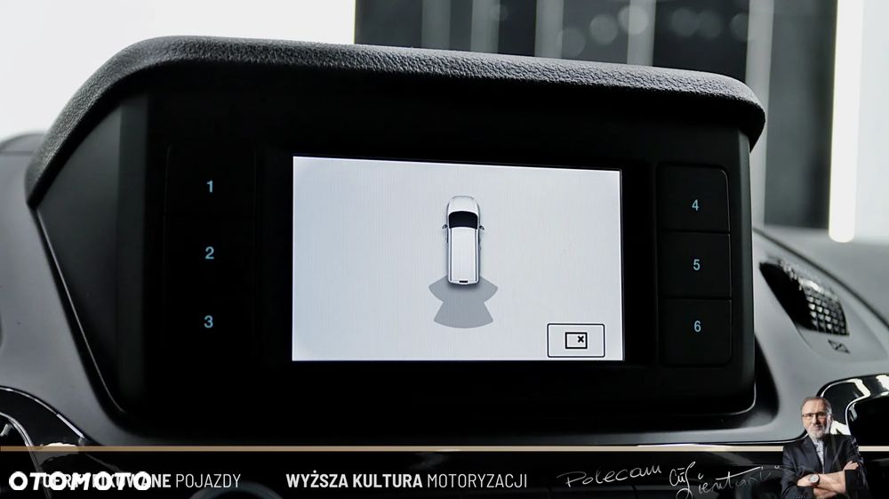 Ford Transit Connect - 24