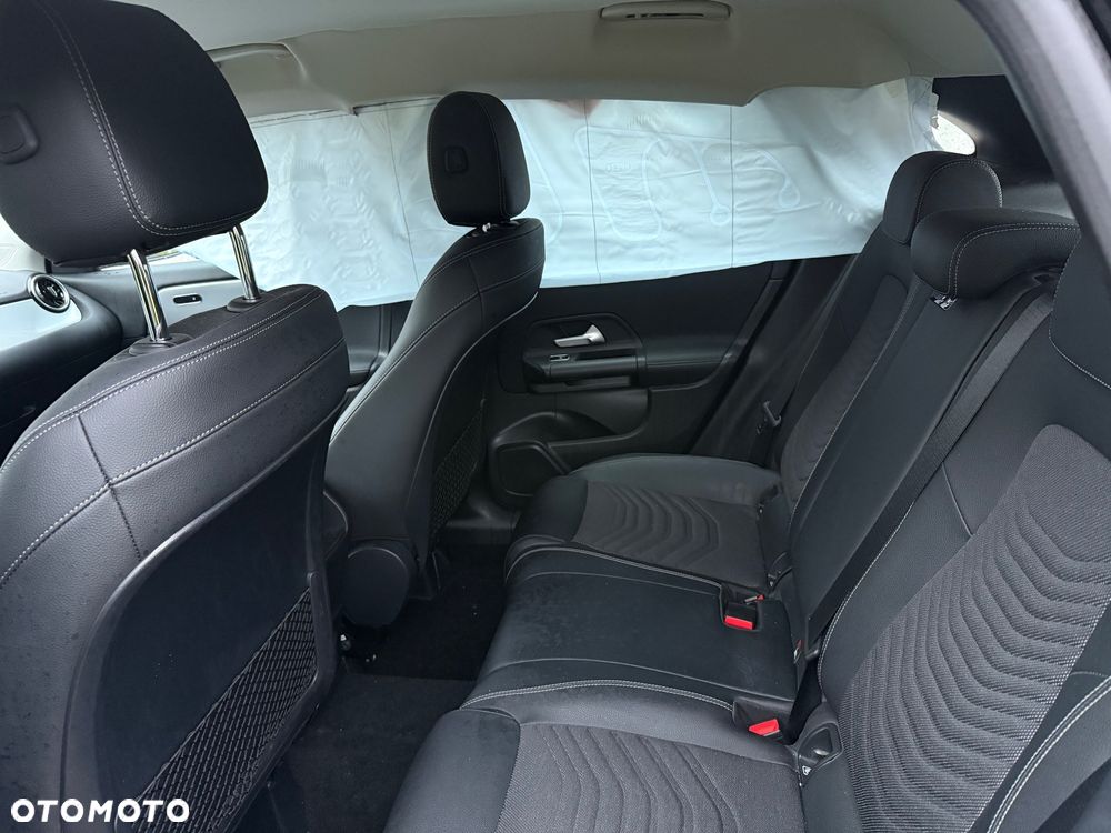 Mercedes-Benz GLA 250 - 10