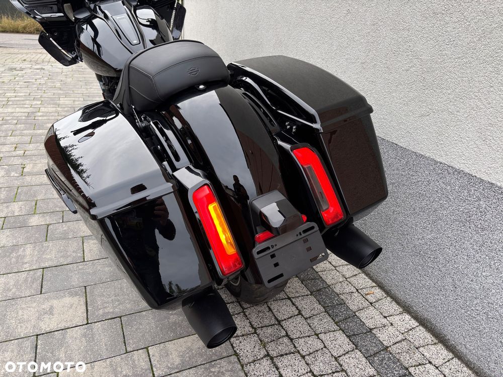 Harley-Davidson Touring Road Glide - 3