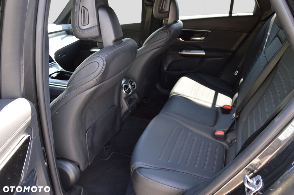 Mercedes-Benz GLC 200 mHEV 4-Matic AMG Line - 16