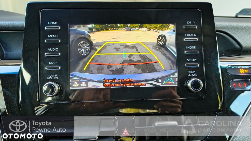 Toyota Camry 2.5 Hybrid Comfort CVT - 12