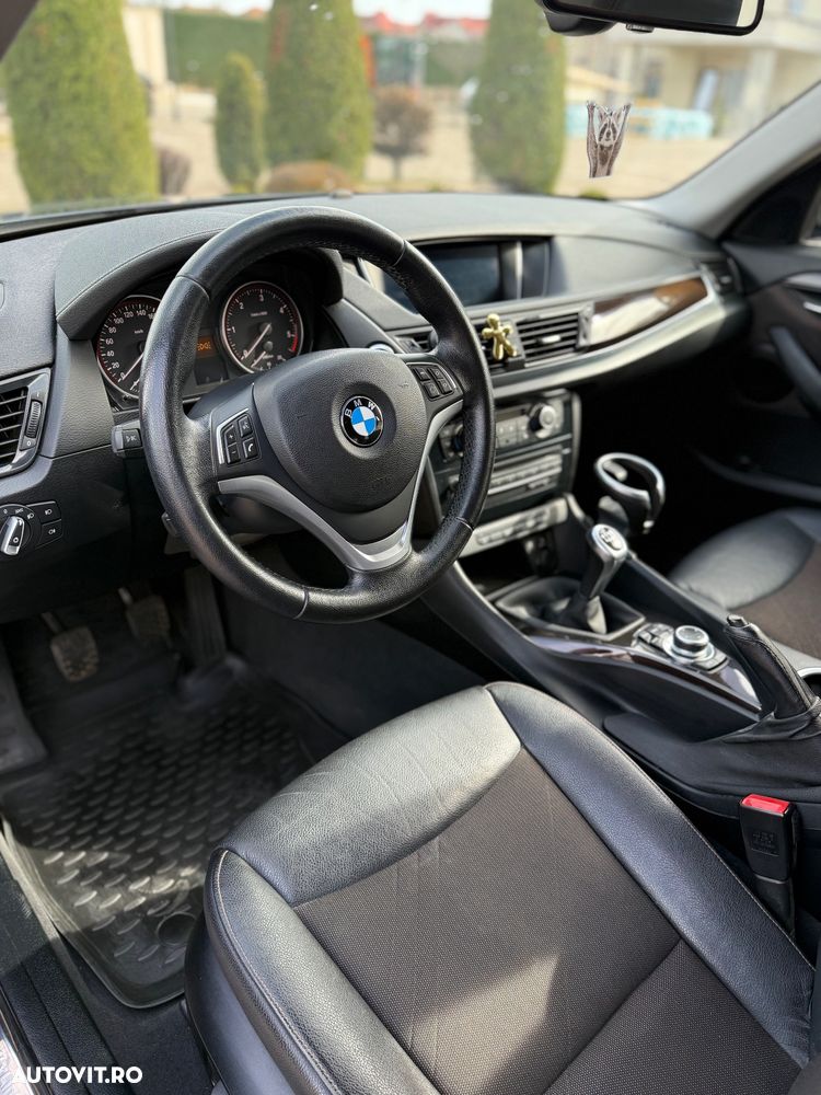 BMW X1 sDrive18d - 10