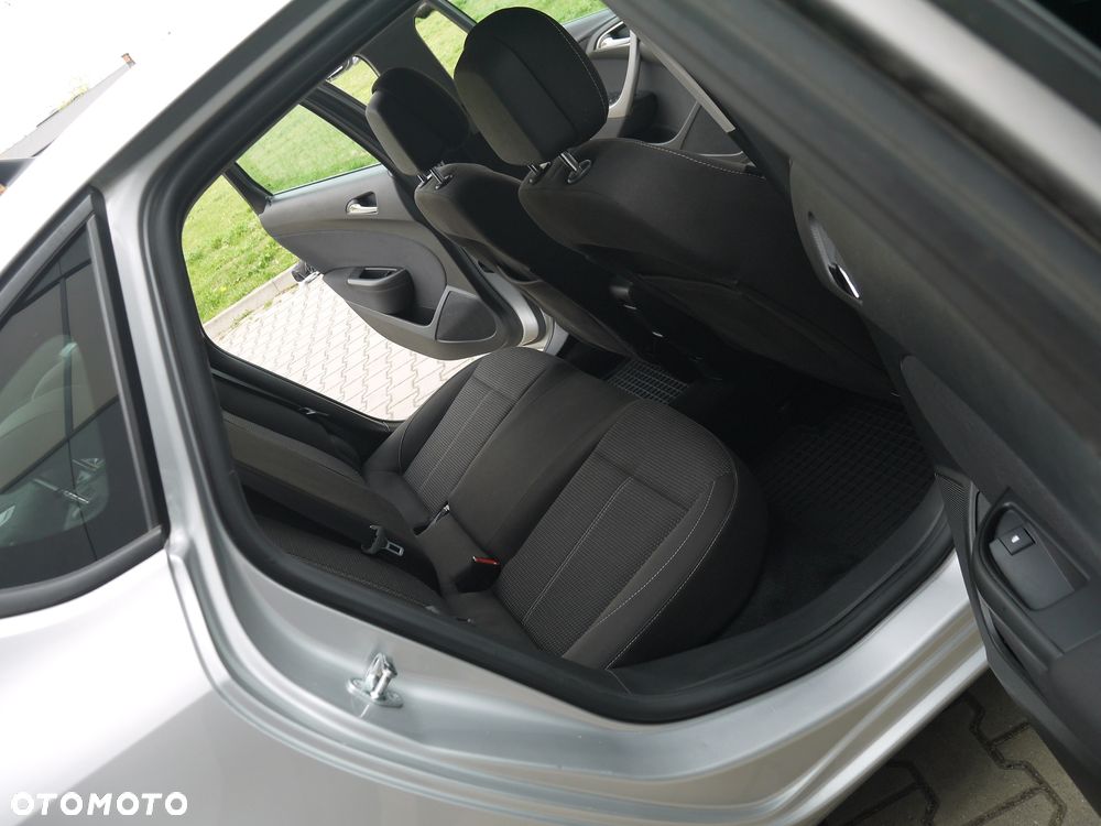 Opel Astra 1.4 Turbo Active - 17