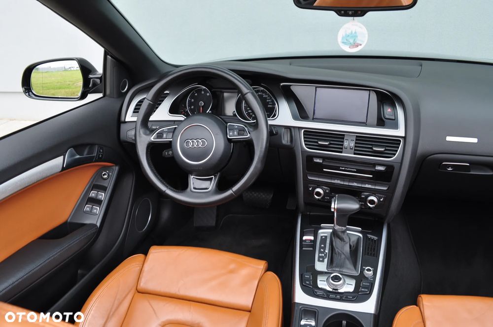 Audi A5 Cabrio 2.0 TFSI quattro S tronic - 21