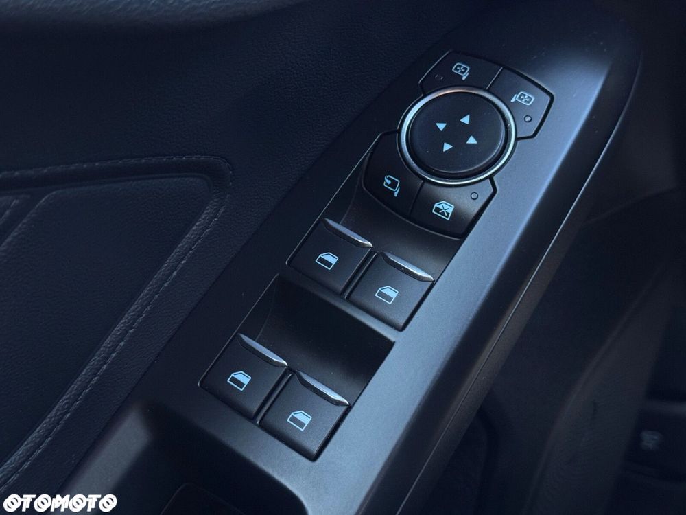 Ford Focus 1.0 EcoBoost ST-Line Style - 24