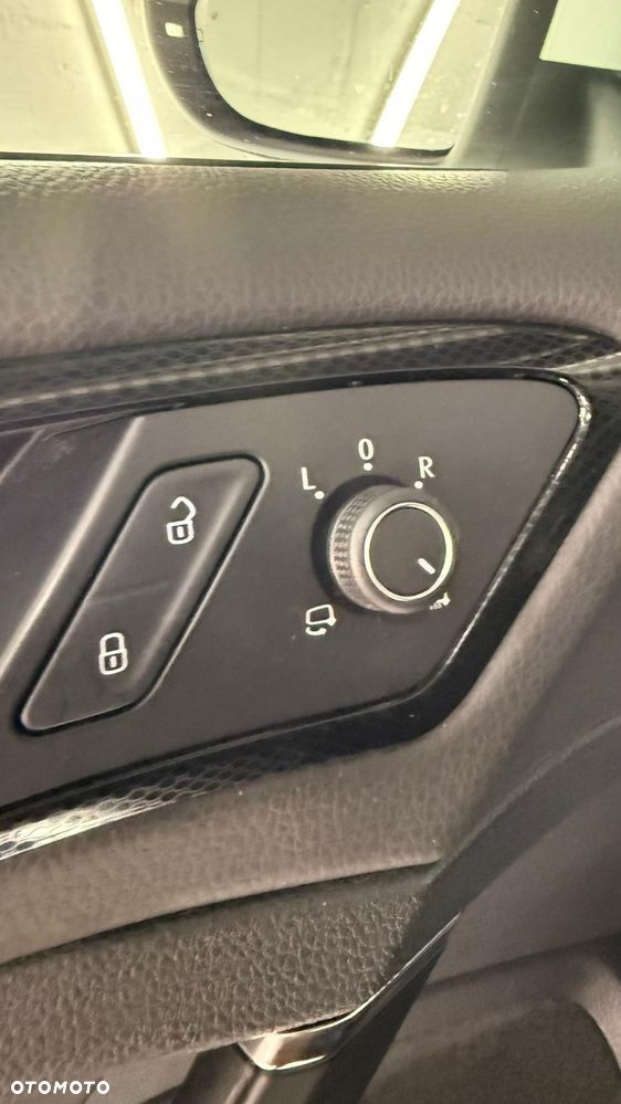 Volkswagen Golf 1.4 TSI BMT Highline - 14