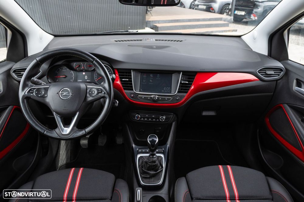 Opel Crossland 1.5 D GS Line - 18
