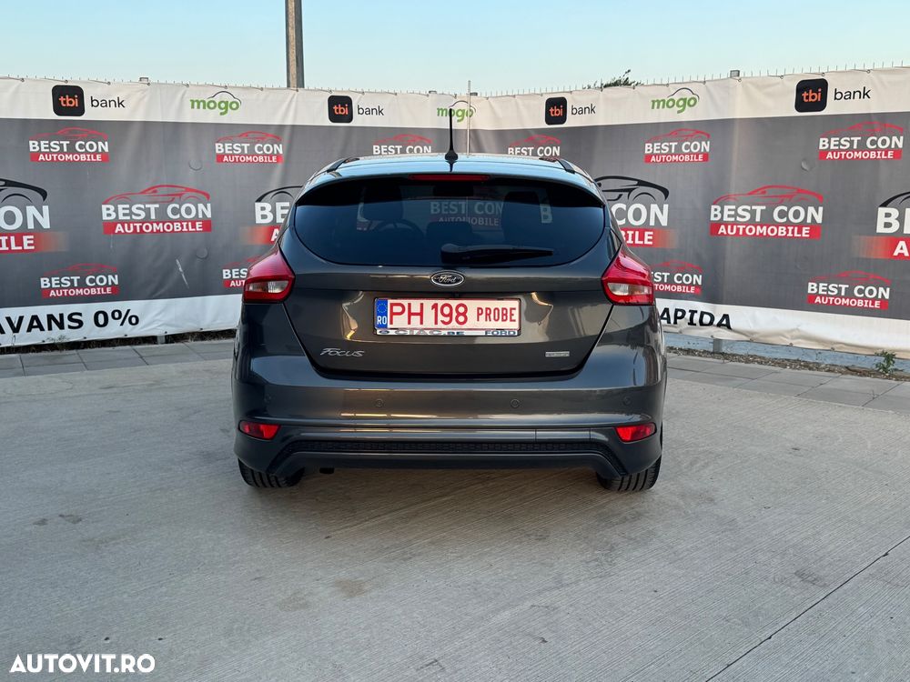 Ford Focus 1.0 EcoBoost ST-Line - 18