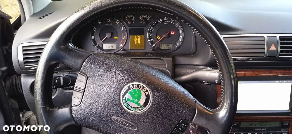 Skoda Superb - 11
