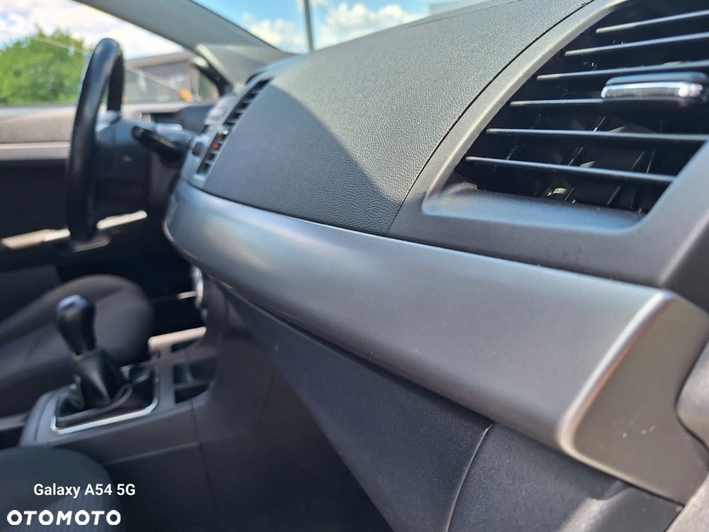 Mitsubishi Lancer 1.8 Inform - 22