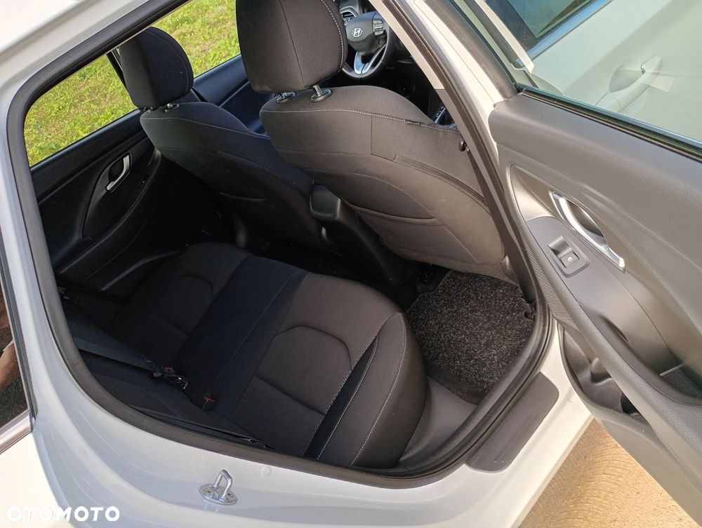 Hyundai i30 1.0 T-GDI Premium - 29