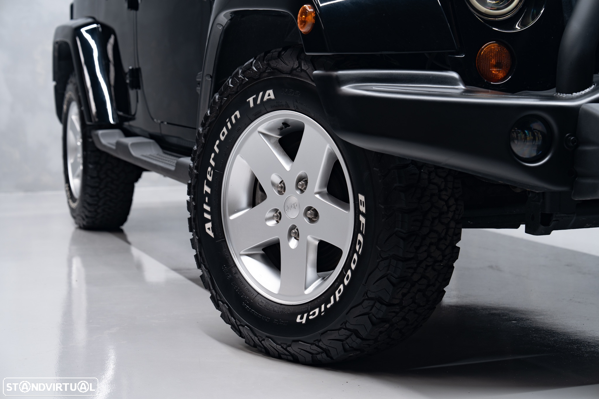 Jeep Wrangler Unlimited 2.8 CRD ATX Sahara - 4