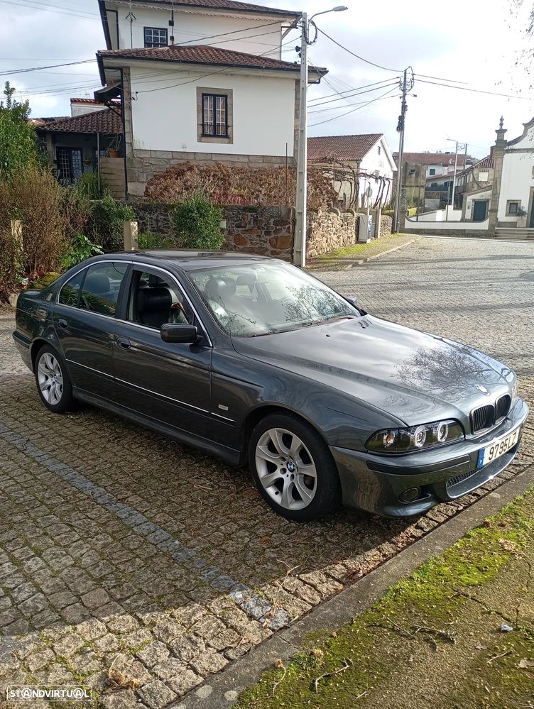 BMW 523 i - 1