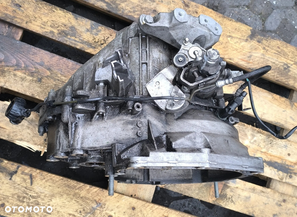 skrzynia biegów opel zafira c 2,0 cdti B20DTH