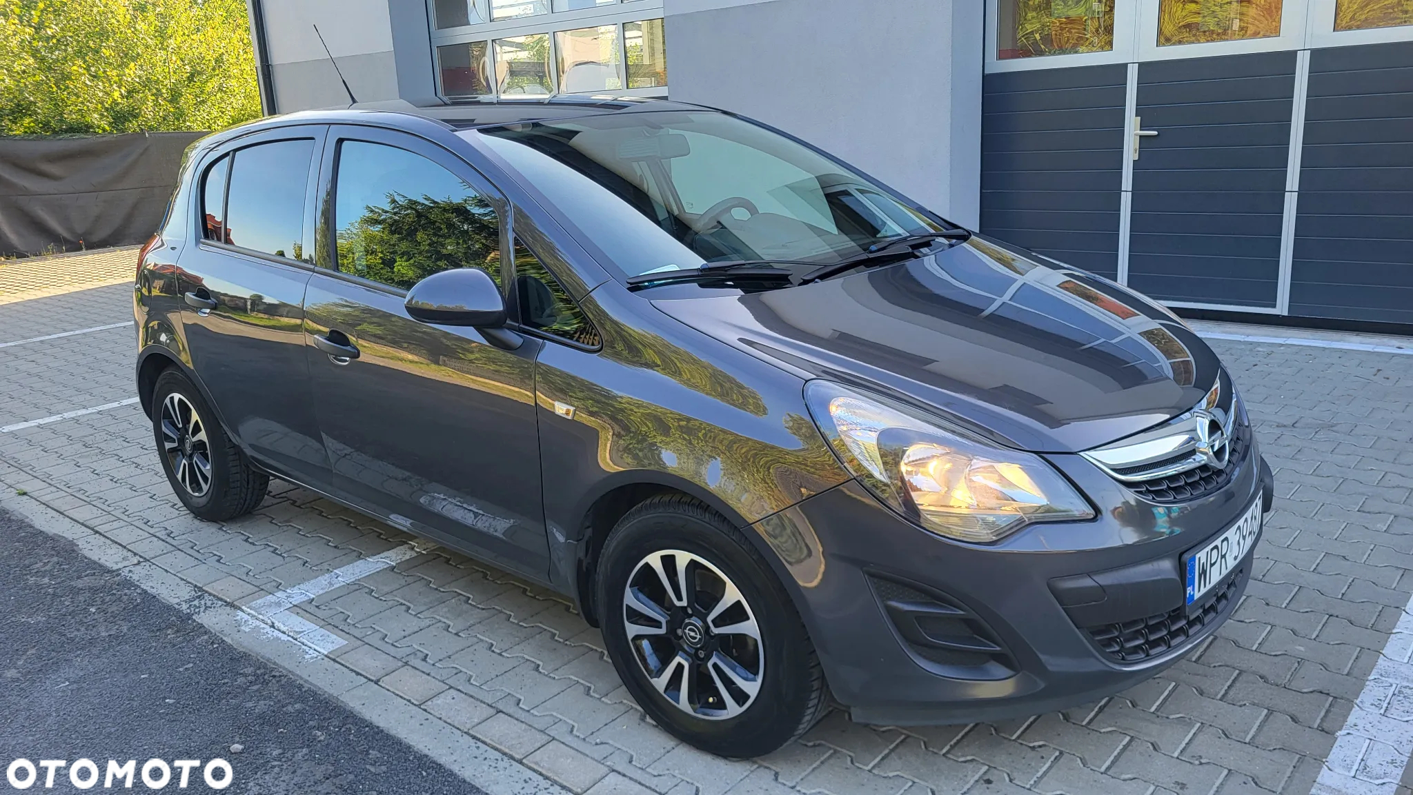 Opel Corsa 1.2 16V Enjoy - 2