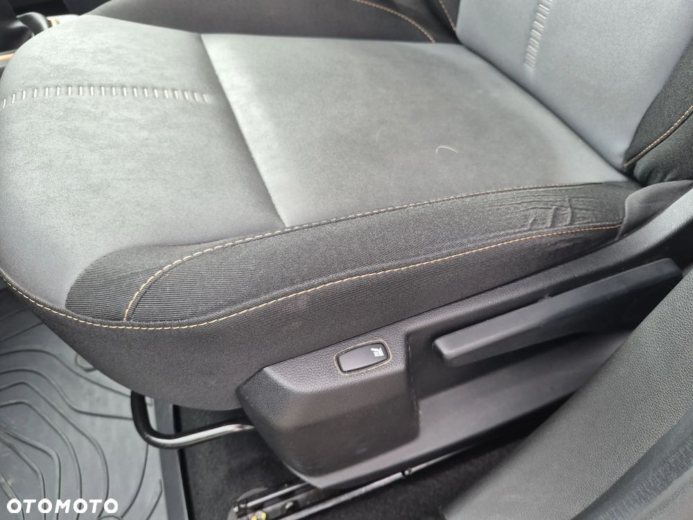 Dacia Duster 1.0 TCe Journey - 12