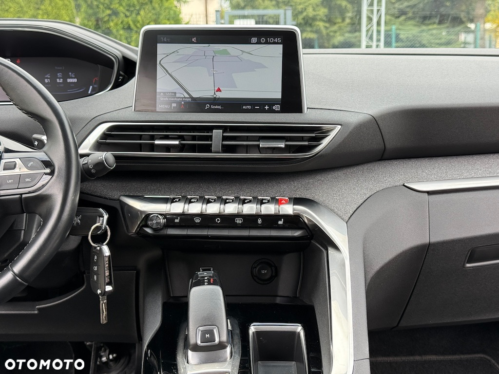 Peugeot 3008 1.5 BlueHDi Allure Pack S&S EAT8 - 19