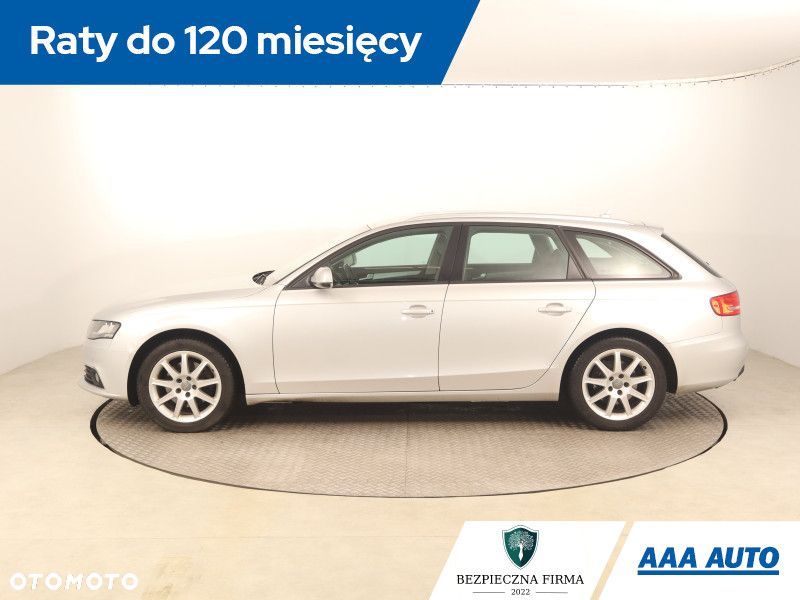 Audi A4 Avant - 4