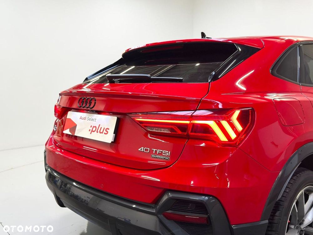 Audi Q3 Sportback - 13