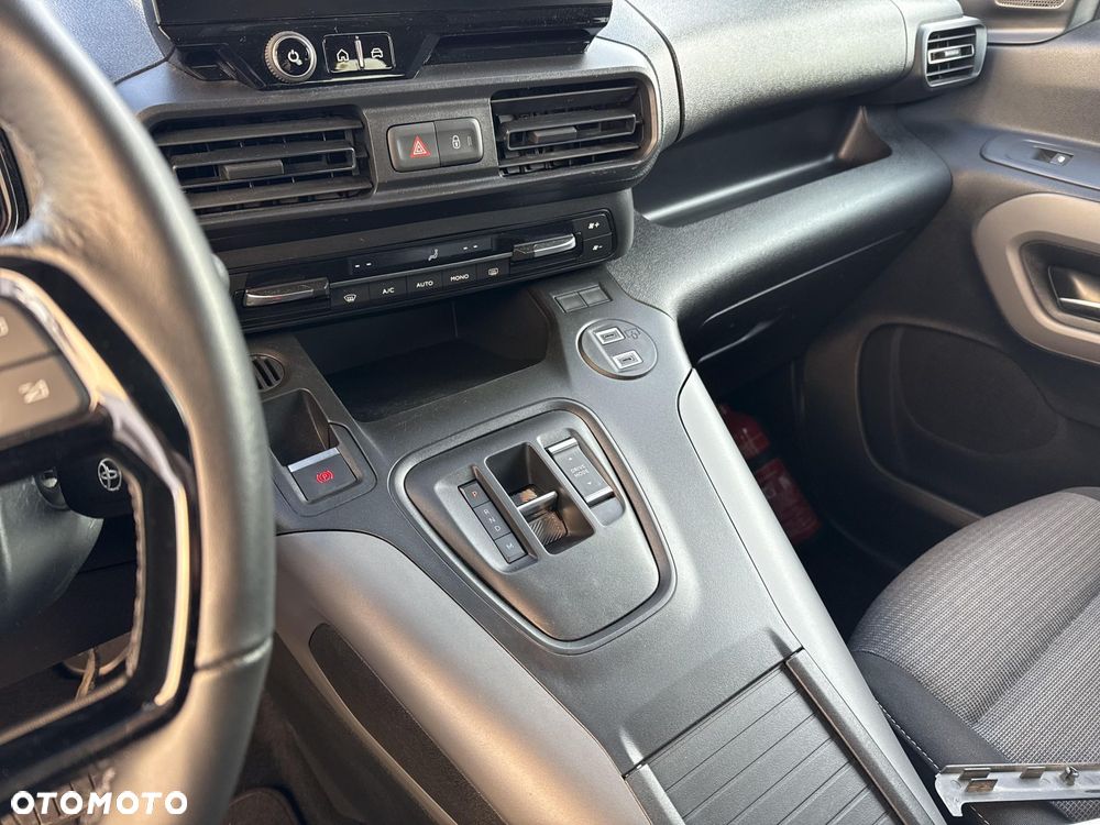 Toyota Proace City Verso 1.5 D-4D Family - 23