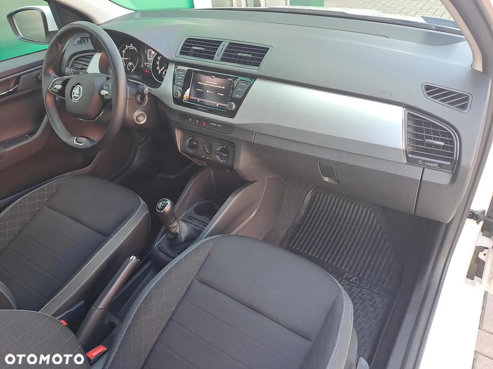 Skoda Fabia 1.0 TSI Ambition - 10