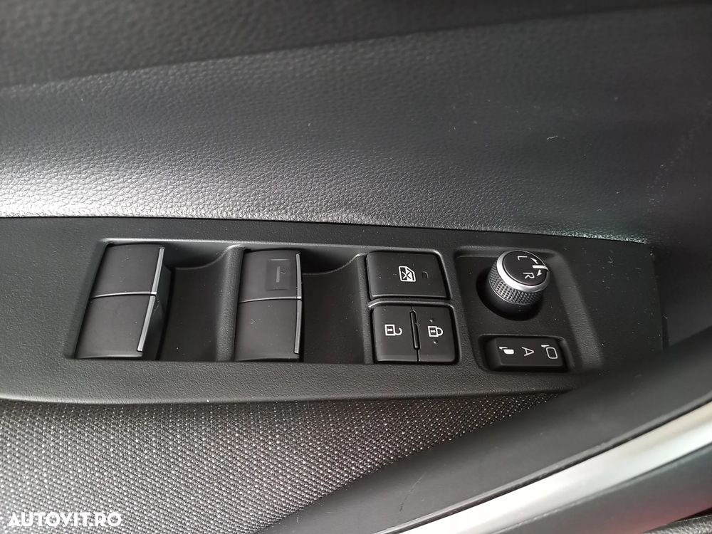 Toyota Corolla 1.8 HSD Dynamic - 15