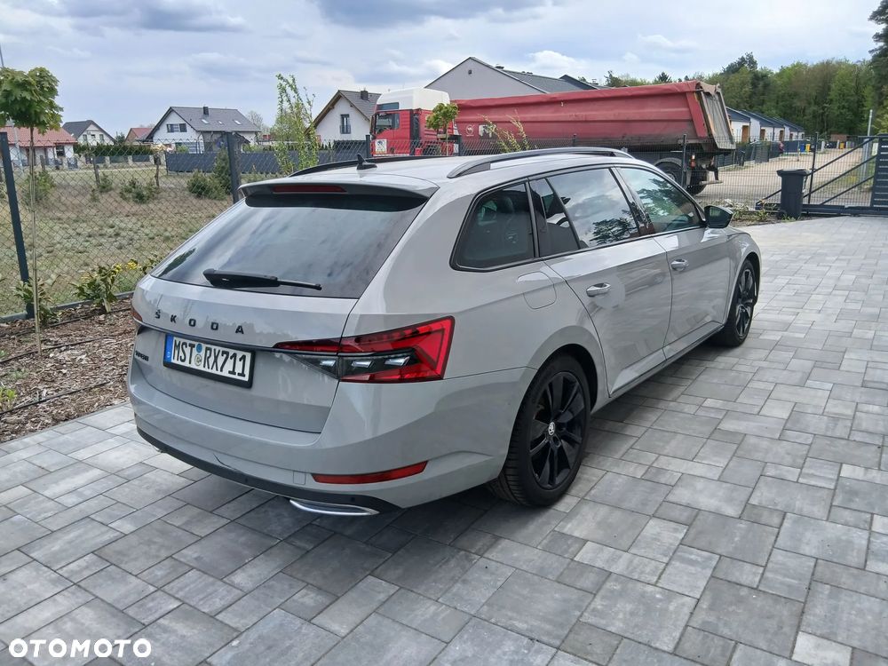 Skoda Superb 1.5 TSI ACT Sportline DSG - 4
