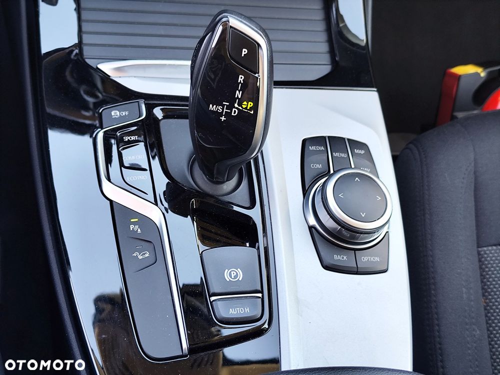 BMW X3 xDrive20i Advantage - 20