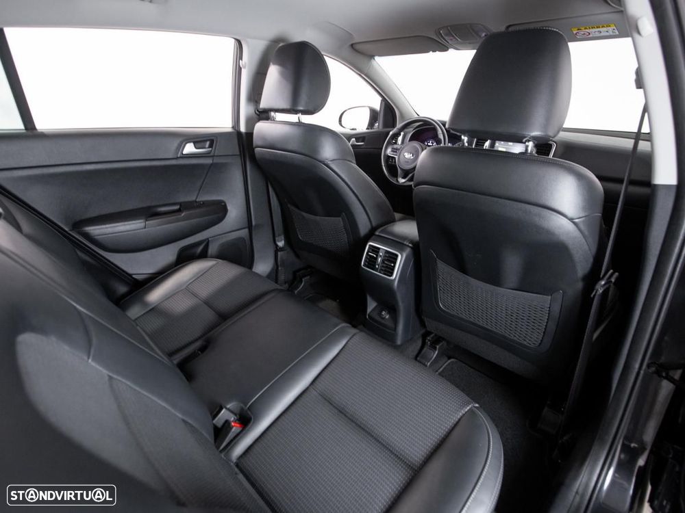 Kia Sportage - 10