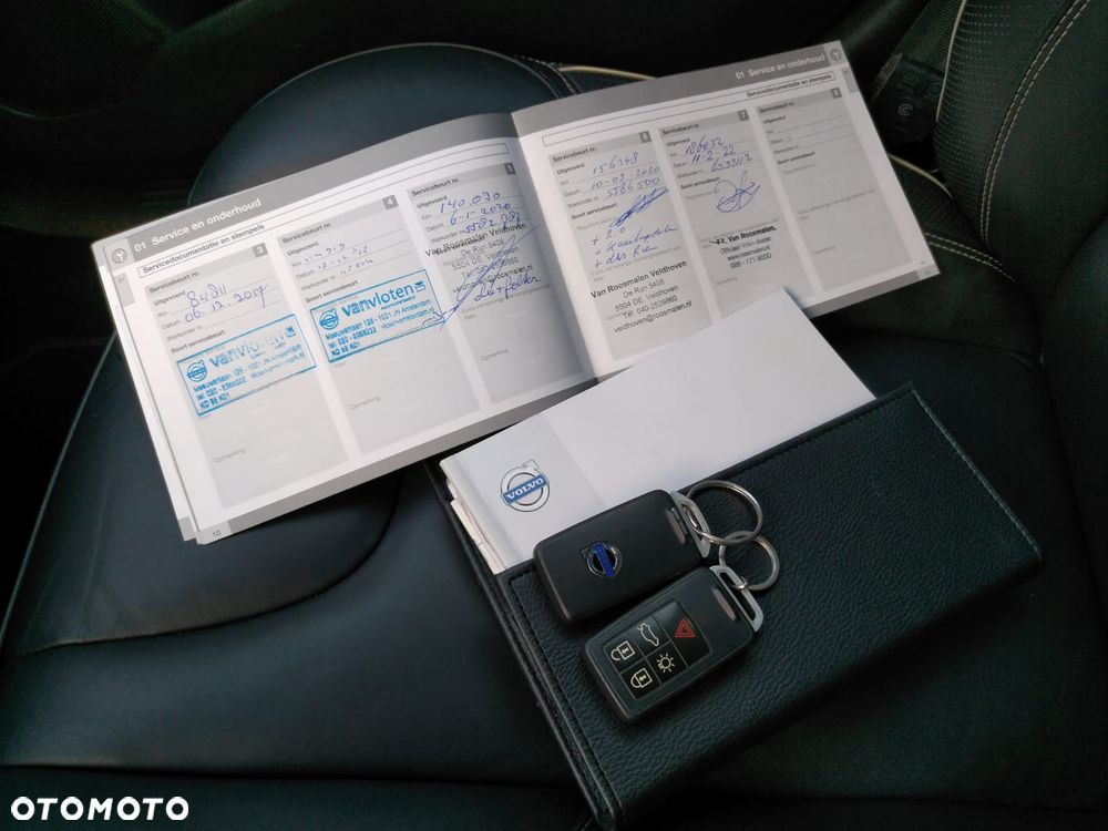 Volvo V40 D4 Summum - 24