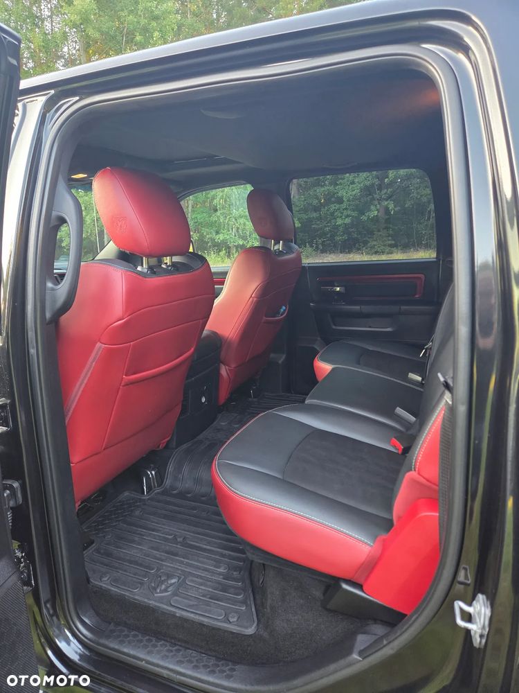 Dodge RAM 5.7 4x4 - 12