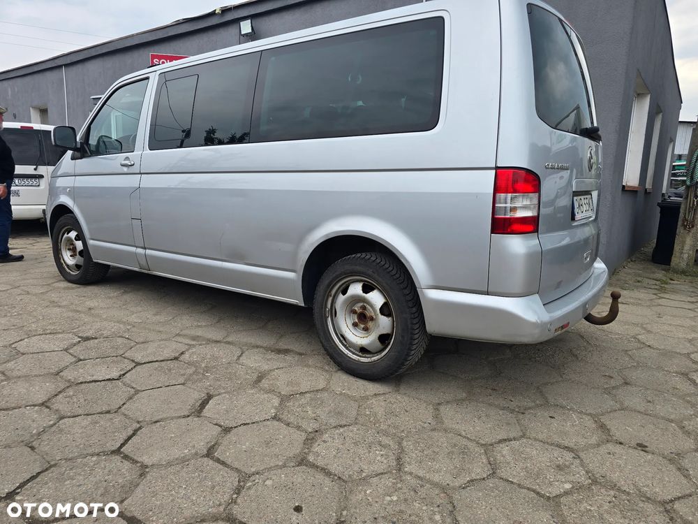 Volkswagen Caravelle - 3