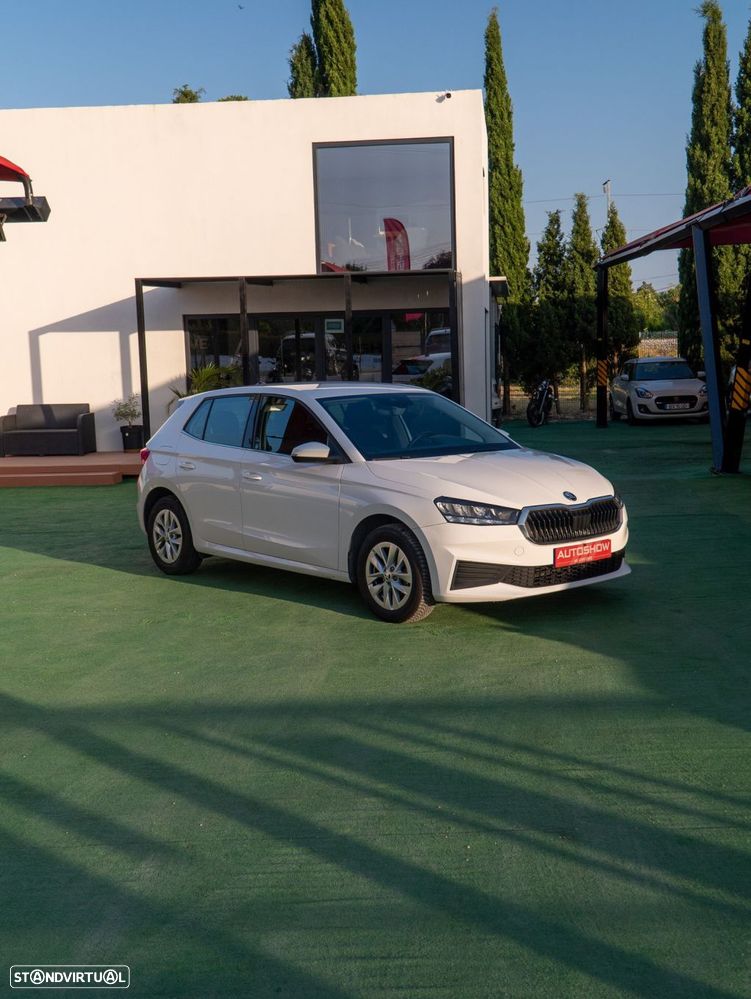 Skoda Fabia 2022 photo 2